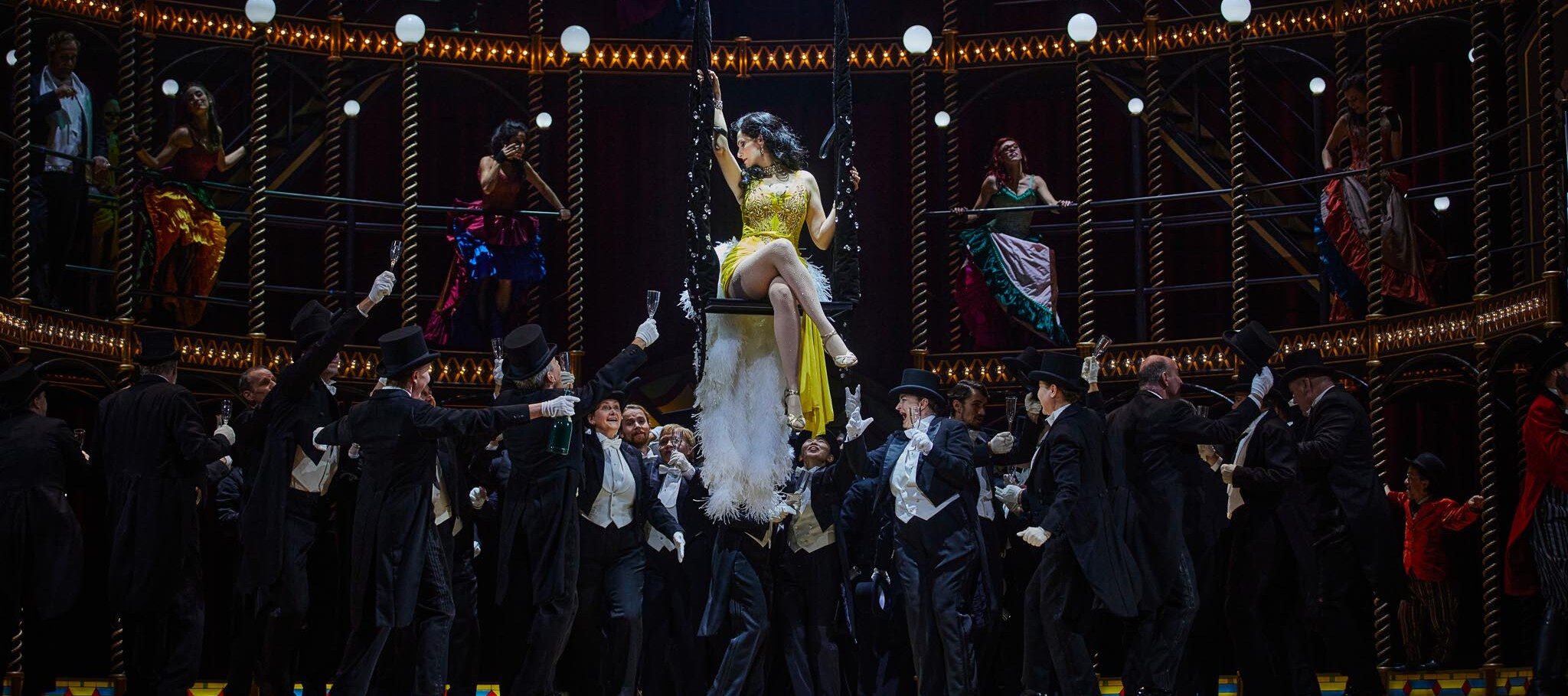 „La traviata“ © Semperoper Dresden/Ludwig Olah Szene aus „La traviata“