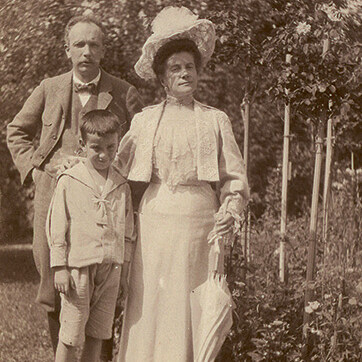 Pauline und Richard Strauss mit ihrem Sohn Franz in Marquartstein