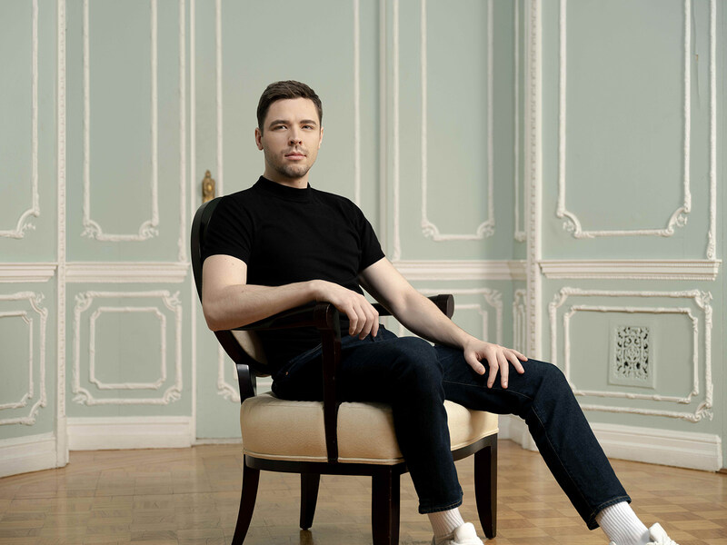 Porträt Vladyslav Buialskyi 