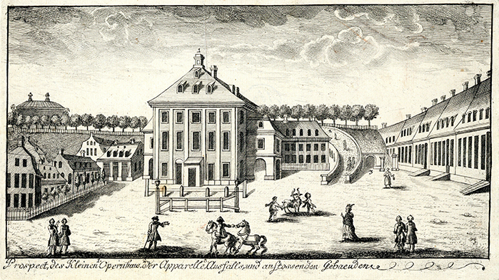 Historische Zeichnung des Morettischen Opernhauses um 1760, vorn das Opernhaus, rechts und links Bebauung, im Hintergrund ein baumbestandener Wall